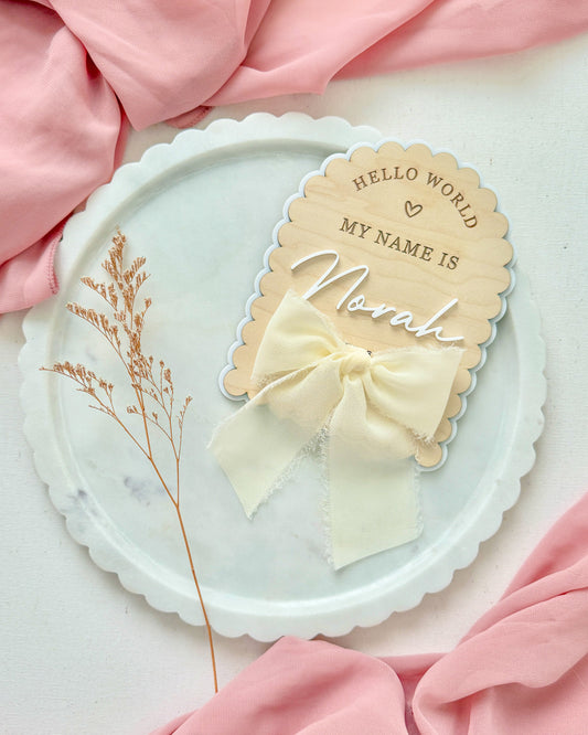 Scallop Baby Name Plaque with Bow