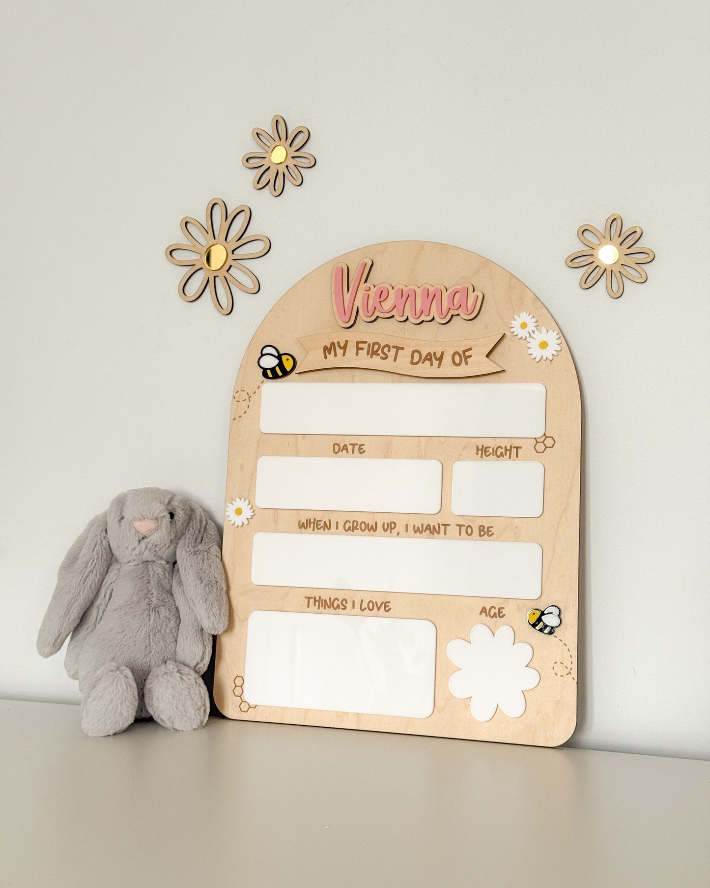 Bee and Flowers First and Last Day of School Sign