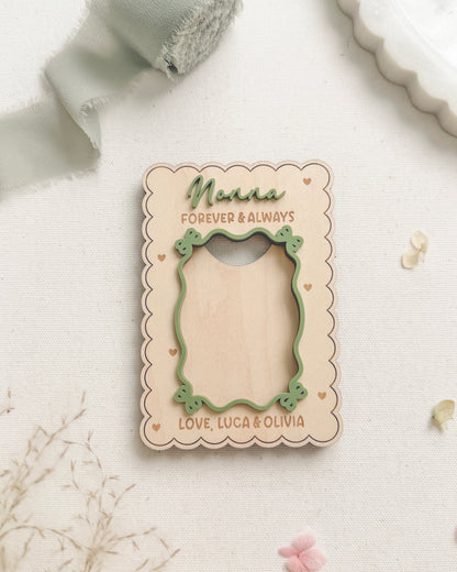 Scallop Rectangle Mother's Day Magnet Photo Frame